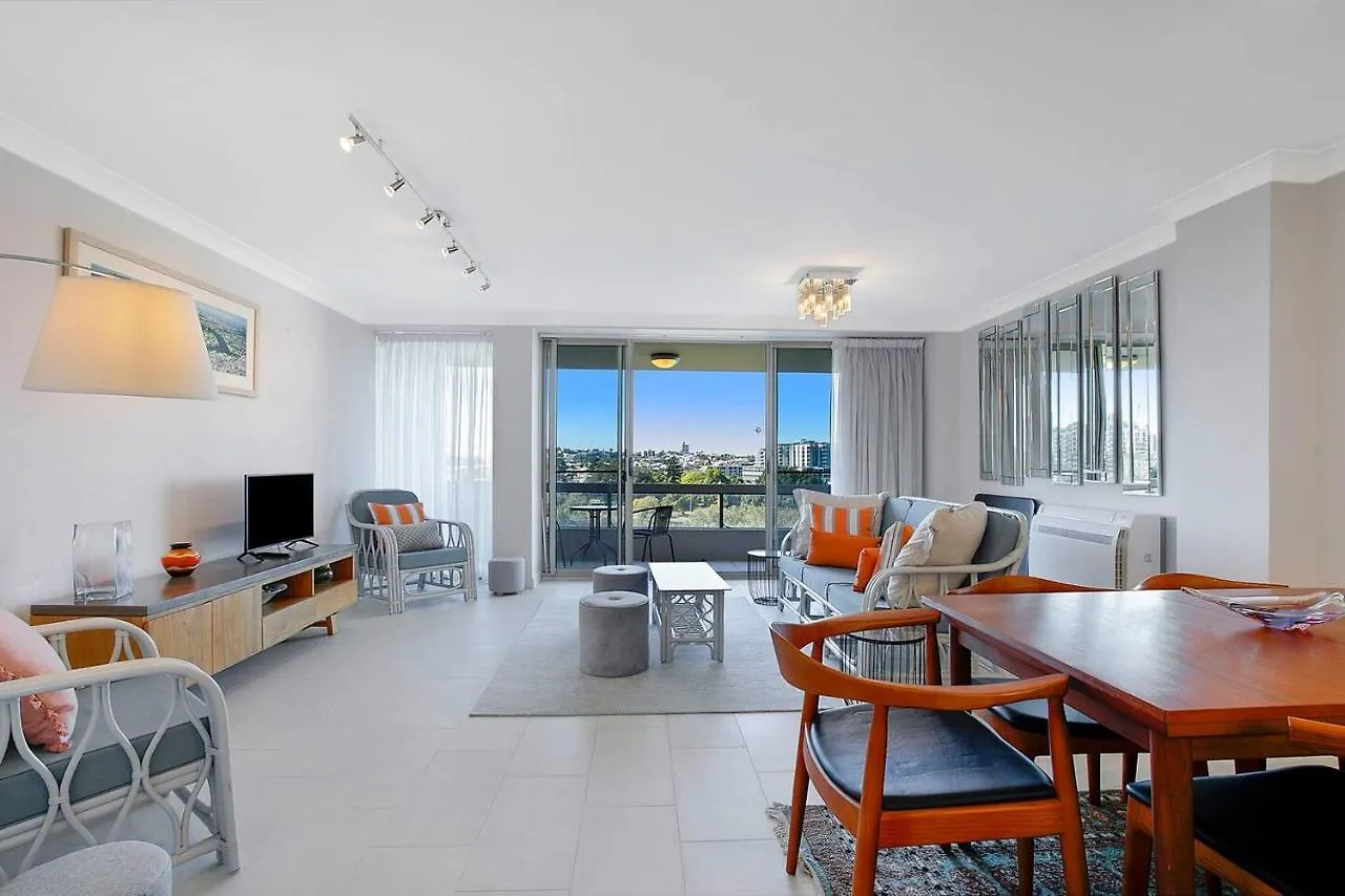 Daire 'Riverside Terrace' Inner-City Retro-Chic With Pool Brisbane Avustralya